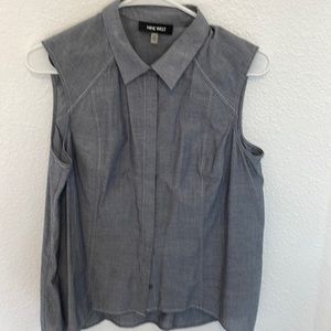 Nine West strapless blouse Women’s Size 10 in lightweight denim